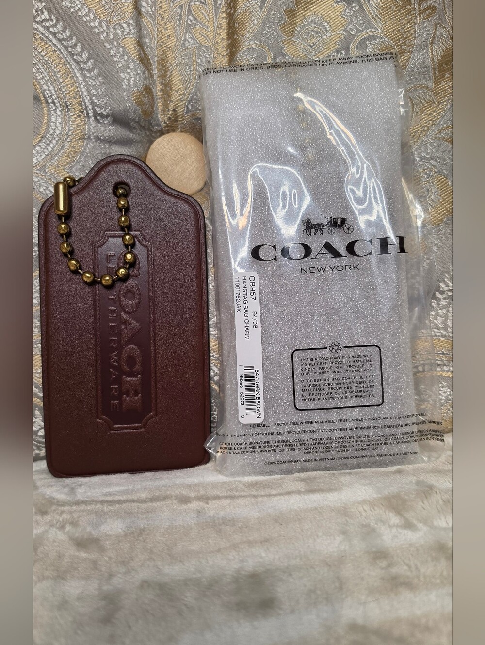 COACH XL HANG TAG